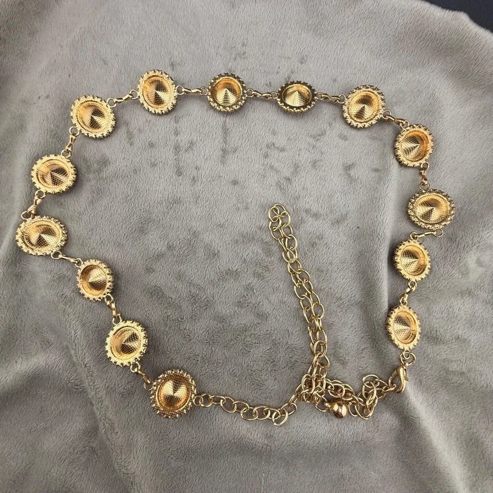 Chain Belt Red Rhinestone Gold Tone Adjustable 44in